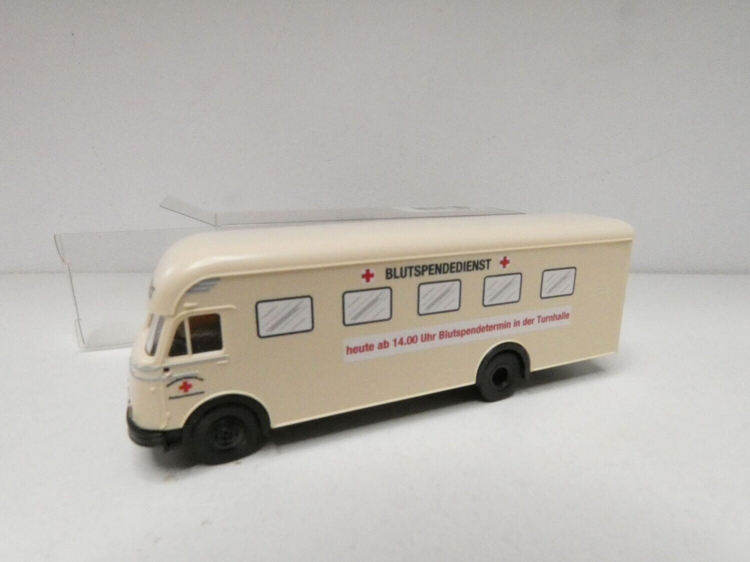 MAN 635 DRK Blutspende