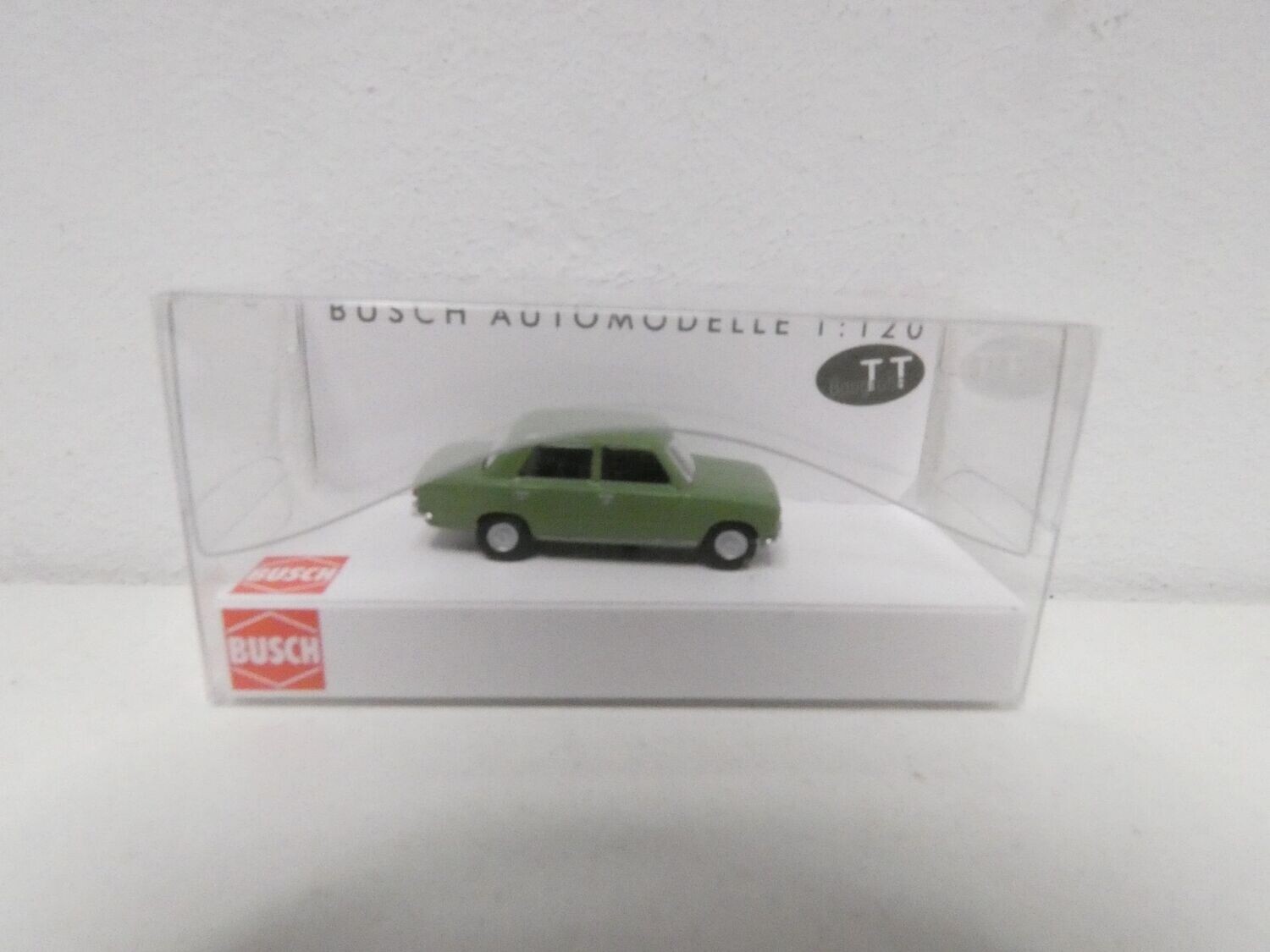 Lada 1200 grün in TT von Busch
