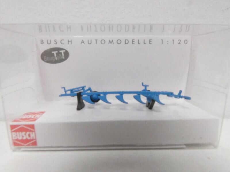 Pflug blau in TT von Busch Pflug blau in TT von Busch
