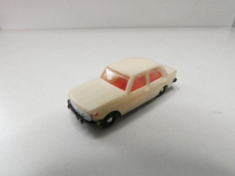 Wartburg 353 beige ESPEWE alt