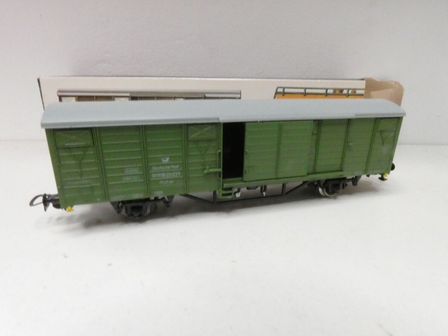 Güterwagen Bahnpostwagen der DR H0 von Piko alt in OVP