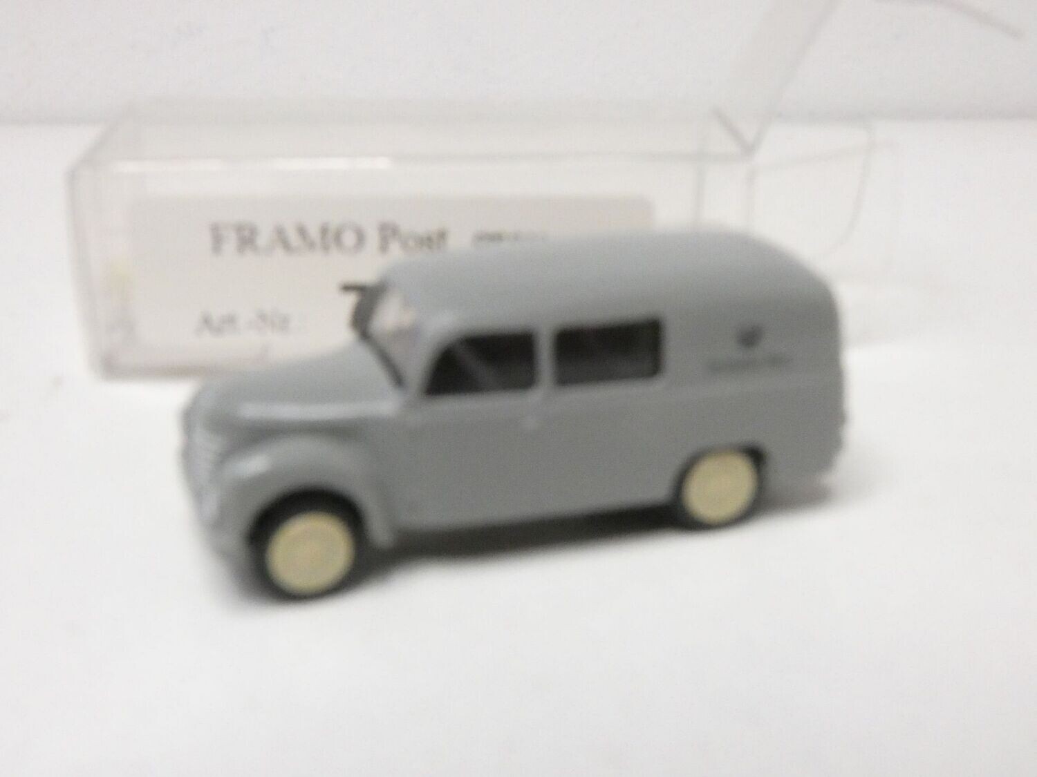 Framo "Deutsche Post" grau H0 von Hruska in OVP