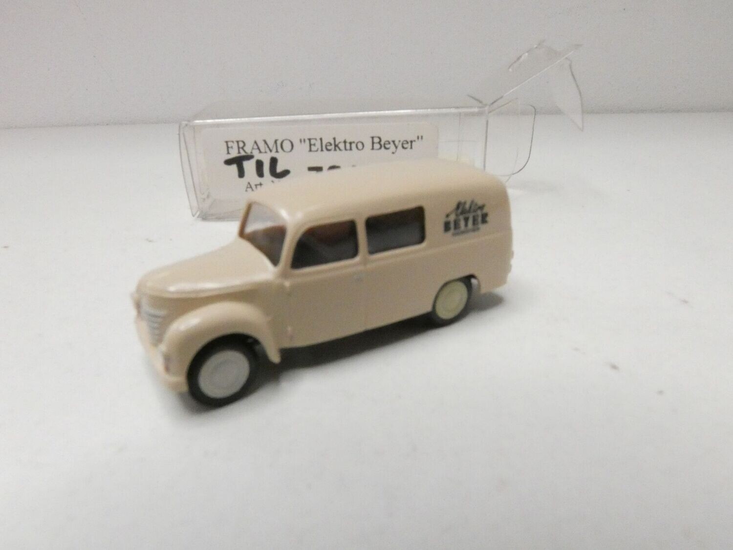 Framo "Elektro Meyer Hainichen" H0 von Hruska in OVP