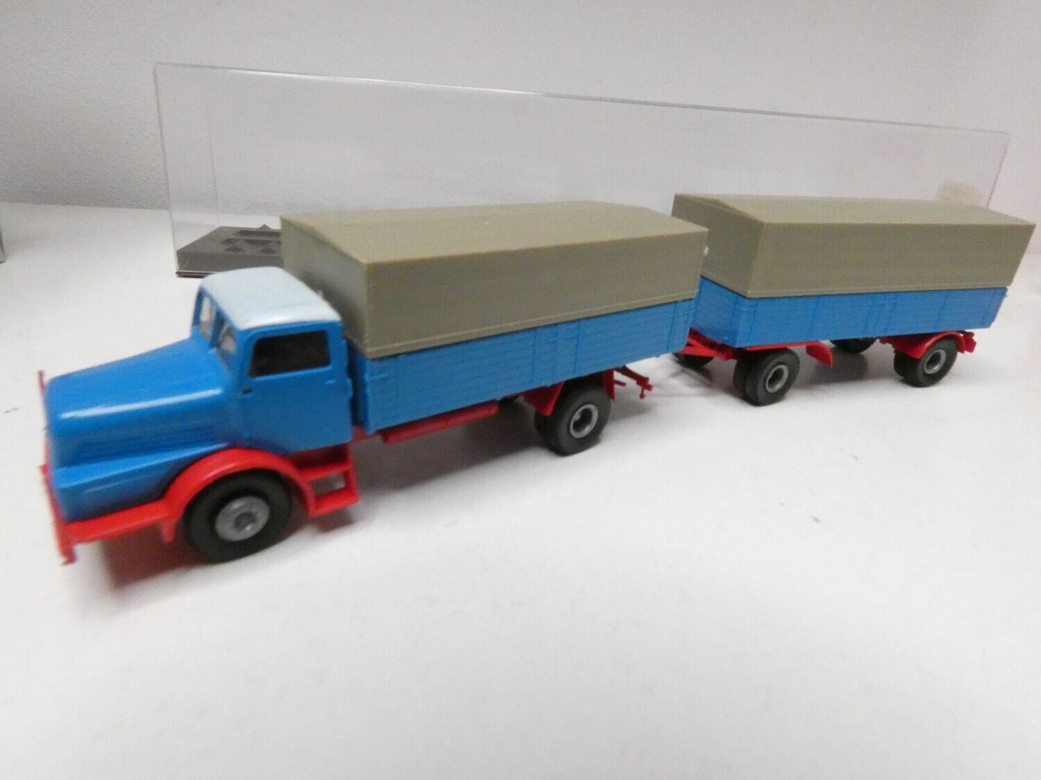 IFA H6 Hängerzug  von Brekina H0 in OVP