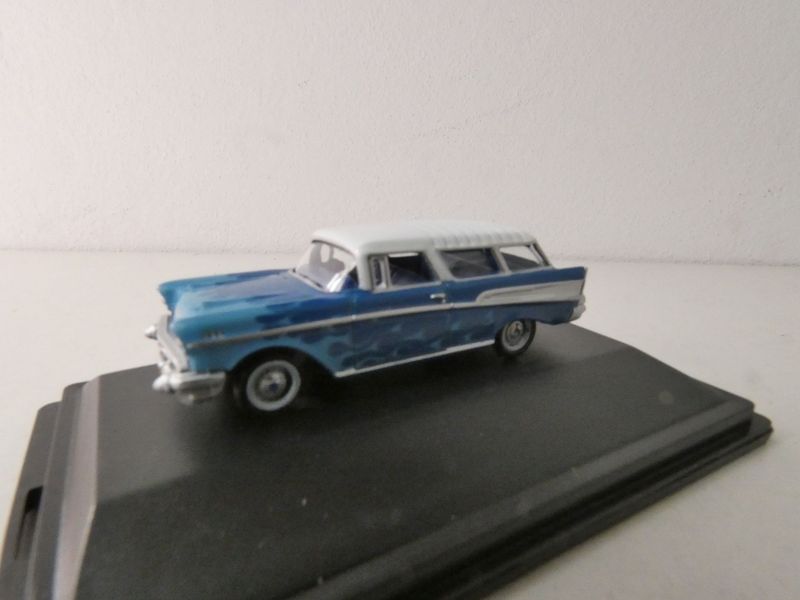 Chevrolet Nomad 1957 von Oxford H0 in PC Box Chevrolet Nomad 1957 von Oxford H0 in PC Box