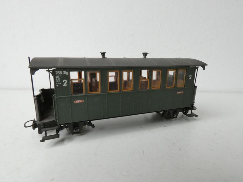 Personenwagen von Bemo in H0e