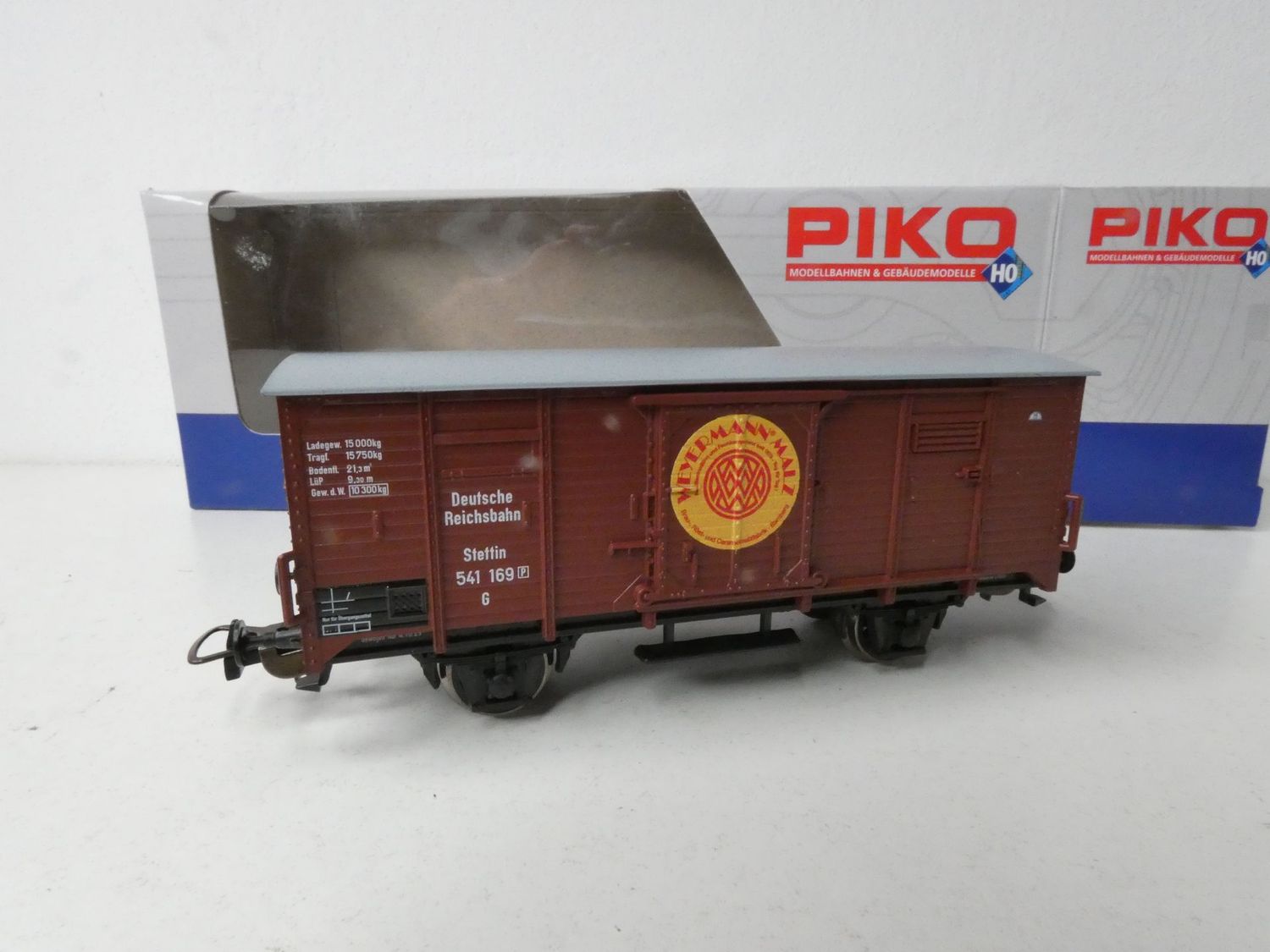 Gedeckter Güterwagen Weyermann DRG Epoche 2 von Piko H0