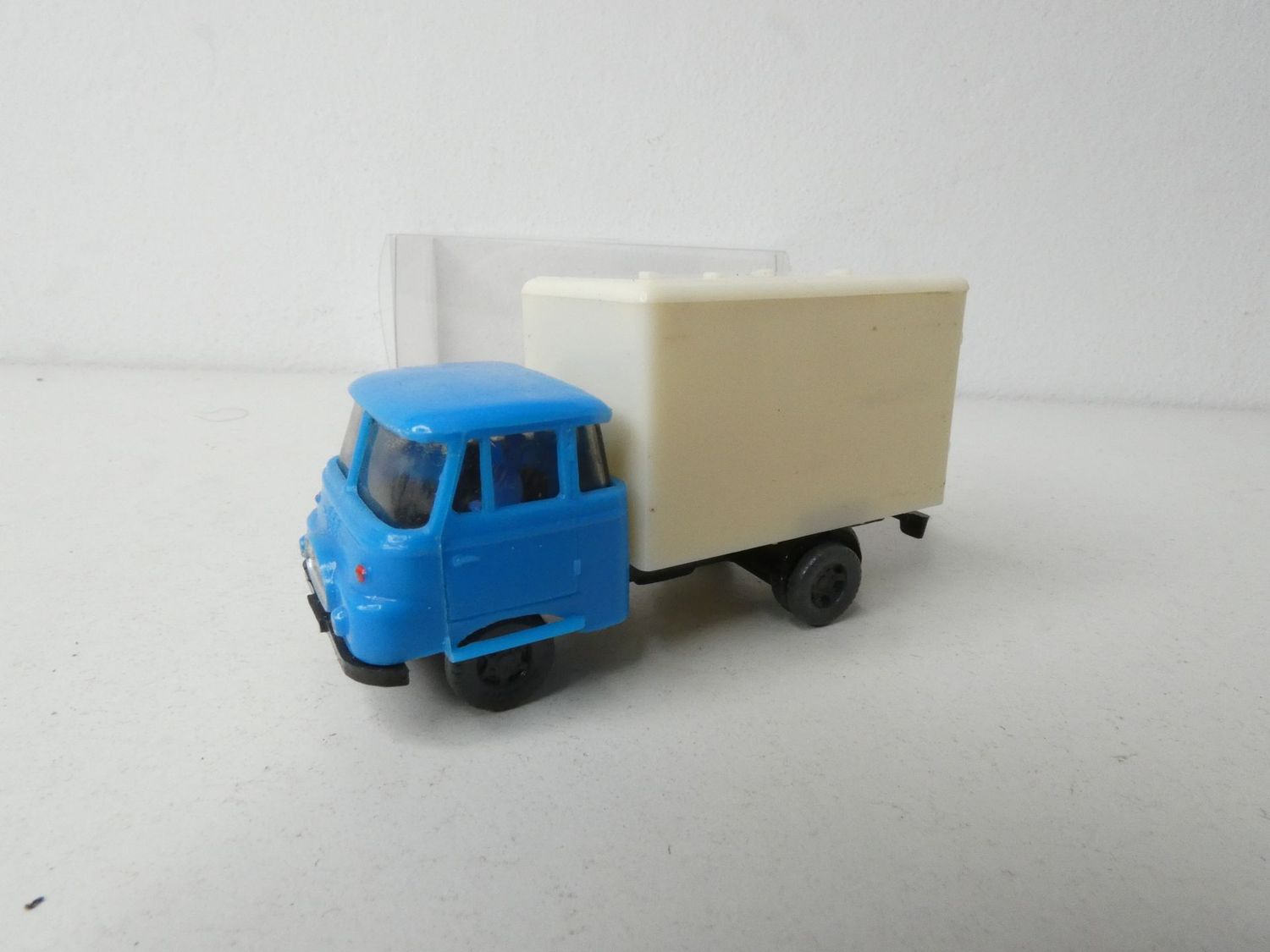 Robur LO 2500 von ESPEWE