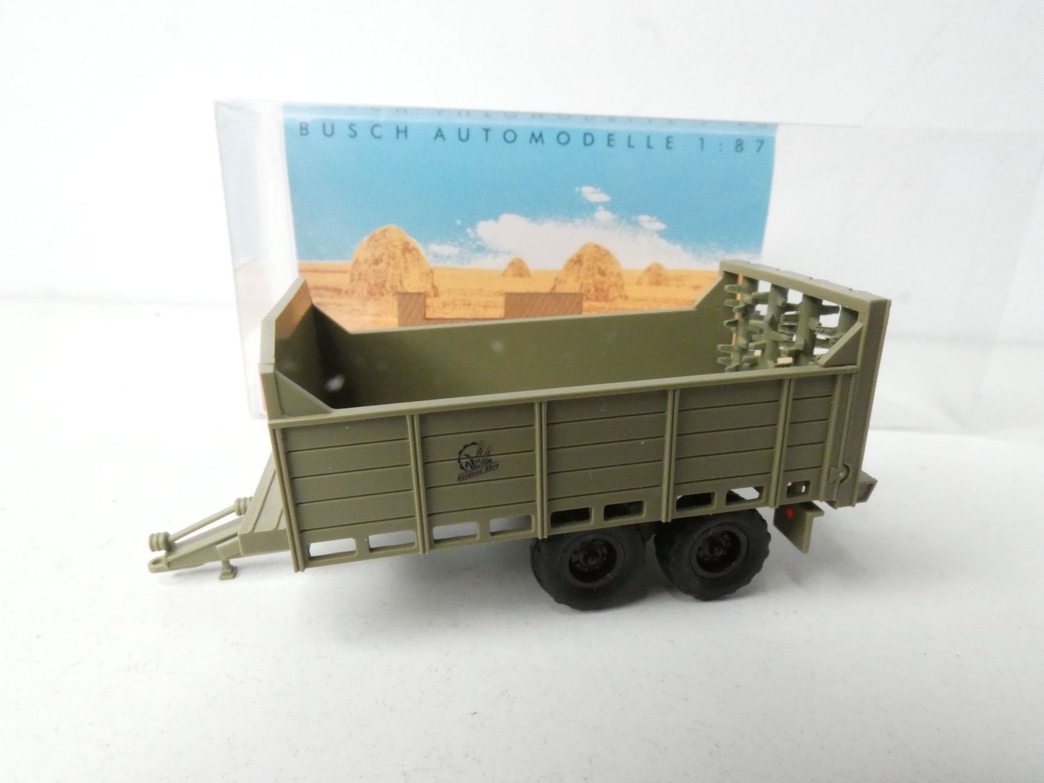 Fortschritt T 088 Miststreuanhänger "Goldene Ähre" von Busch H0 in OVP