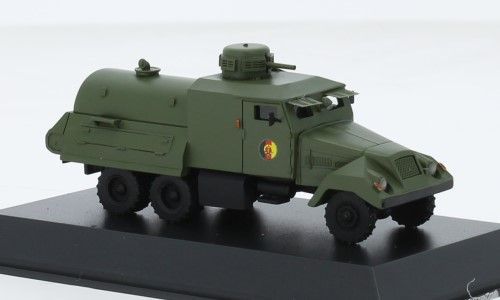 IFA G5 Wasserwerfer NVA 1:87 von Bos