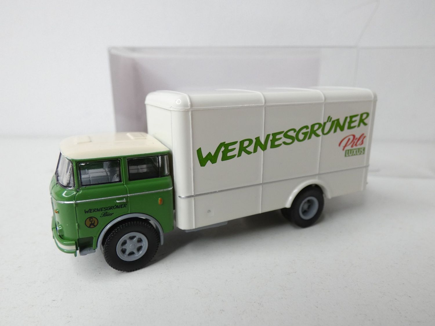 LIAZ 706 "Wernesgrüner" von Brekina H0 in OVP