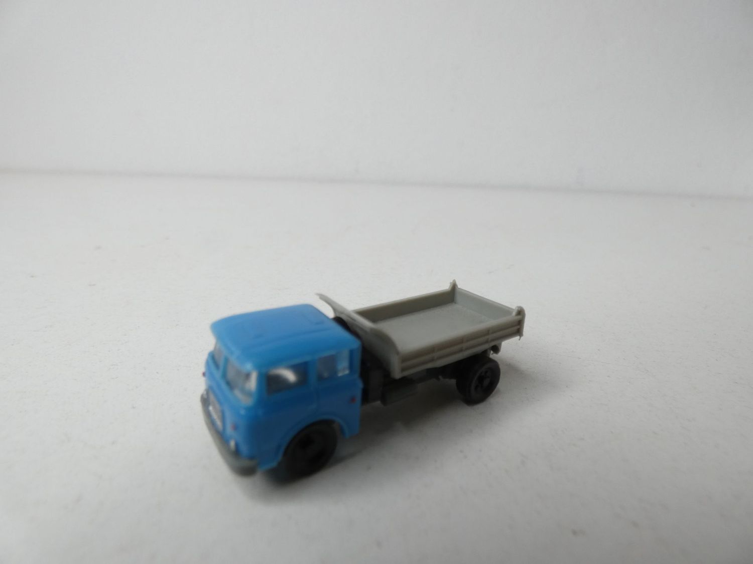 Skoda 706 Kipper in N