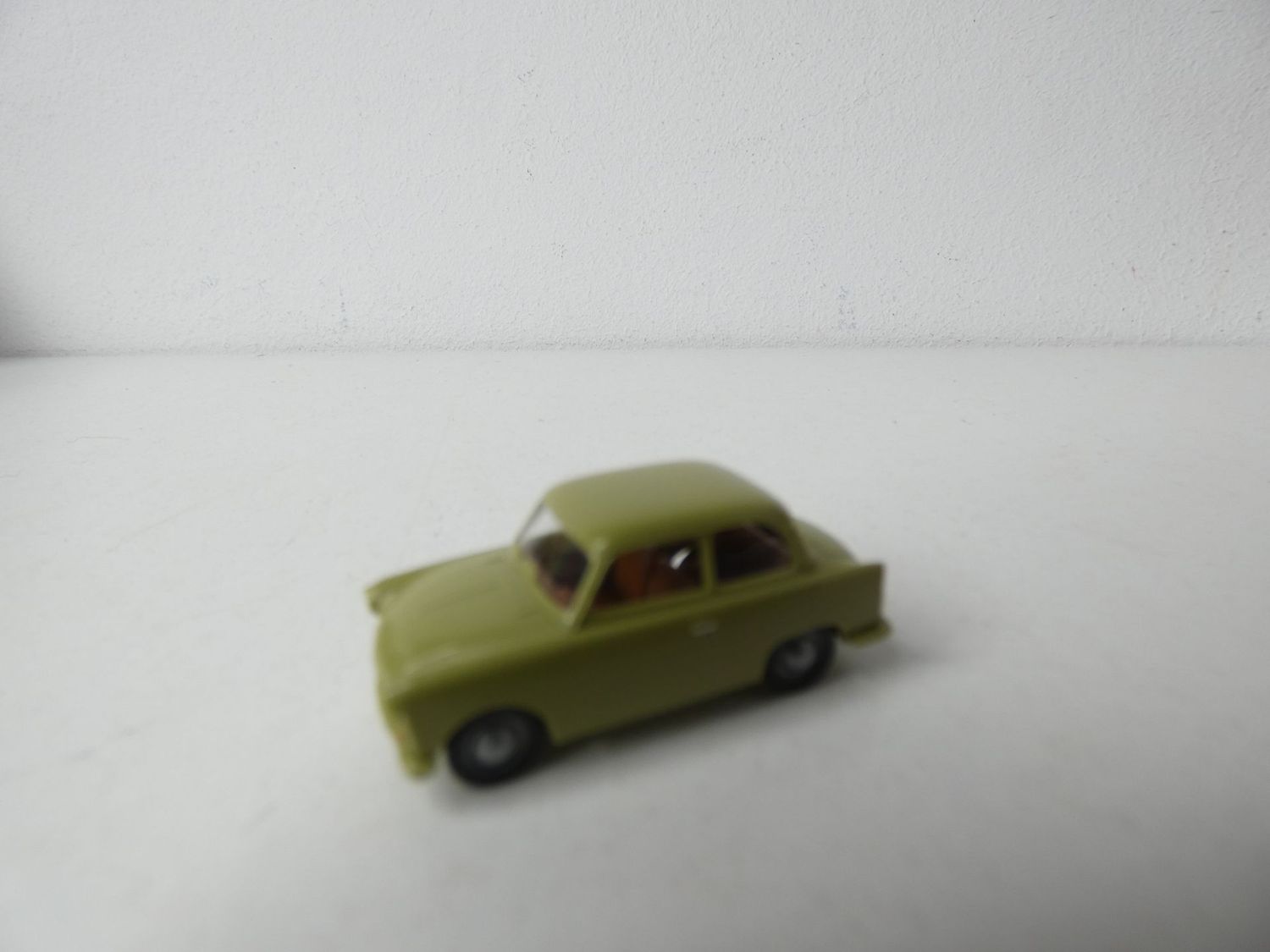 Trabant 500 H0 von Brekina