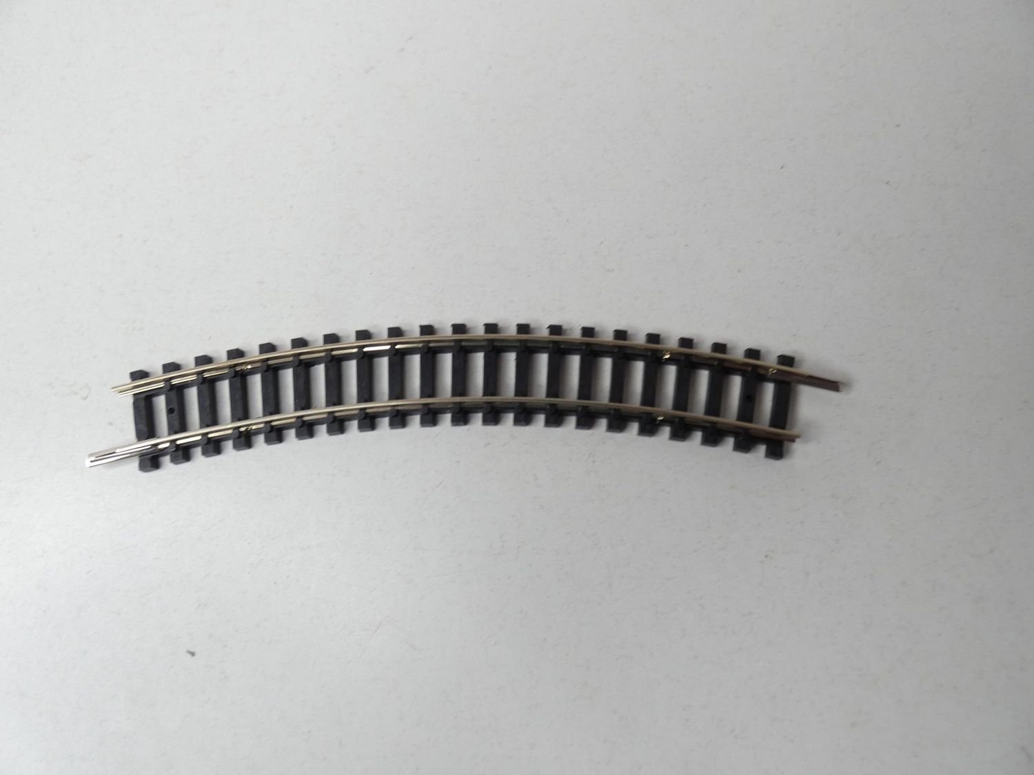 Minitrix 14984 Trnngleis gebogen R1 24°