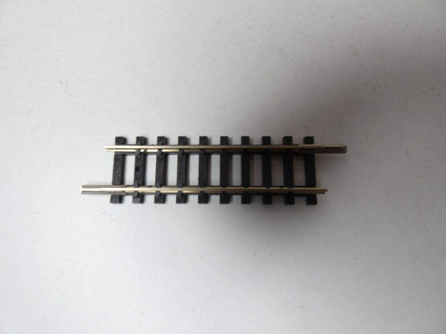 Minitrix 14907 gerades Gleis 50 mm