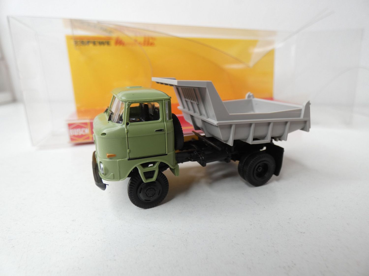 IFA W50 LA MK 5 in 1:87 H0 von Busch