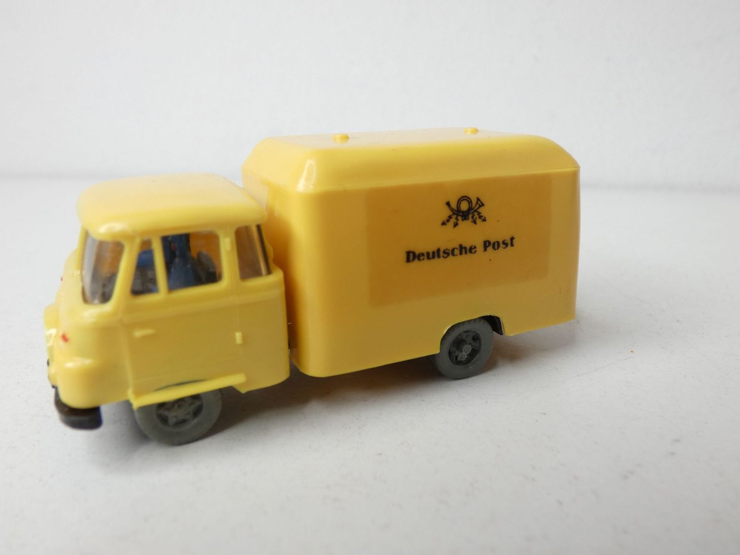 Robur LO 2500 Koffer "Deutsche Post" ESPEWE alt