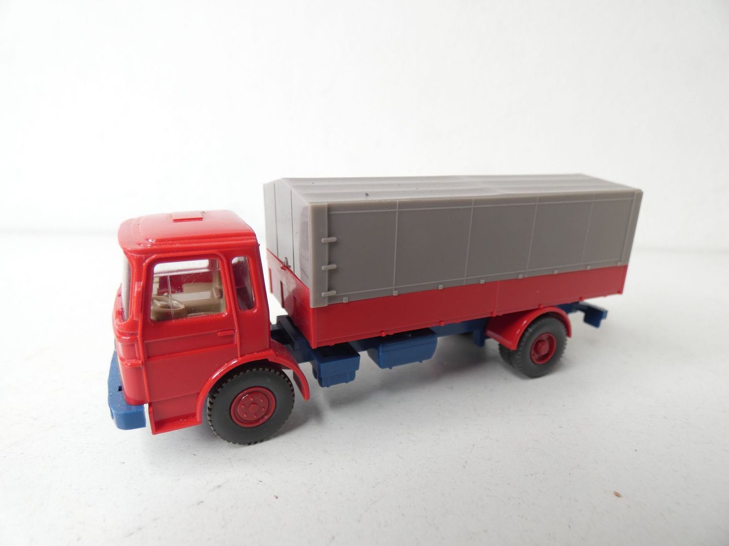 MAN 12.170 von Wiking
