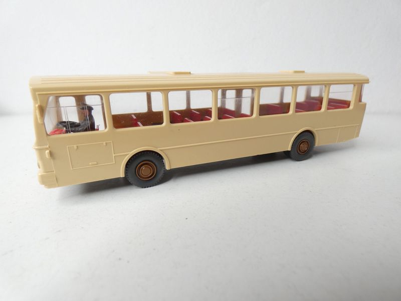 MB O 2305 Stadtbus Wiking in H0