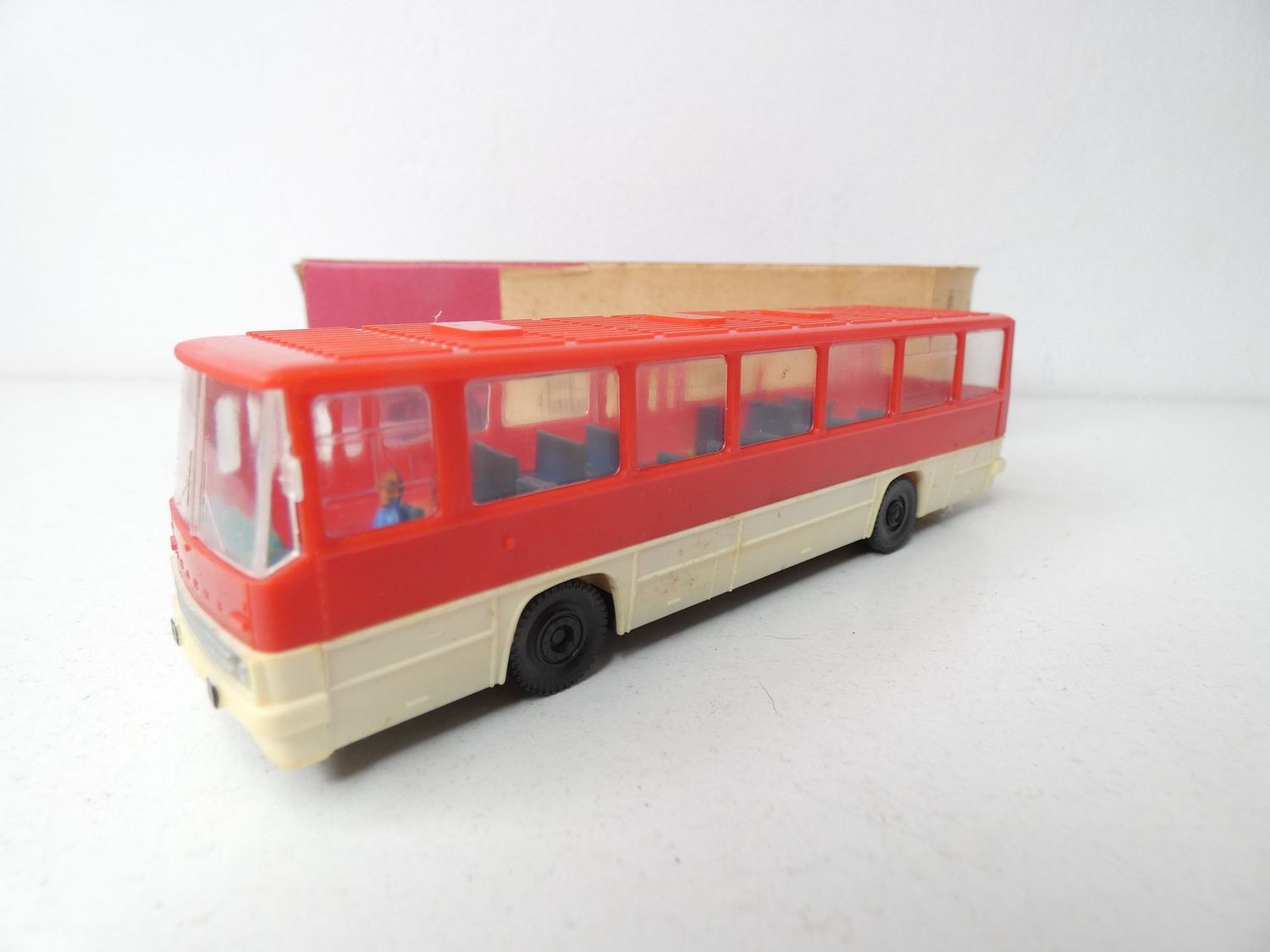 Ikarus 260 Stadtbus von Minicar H0 in OVP