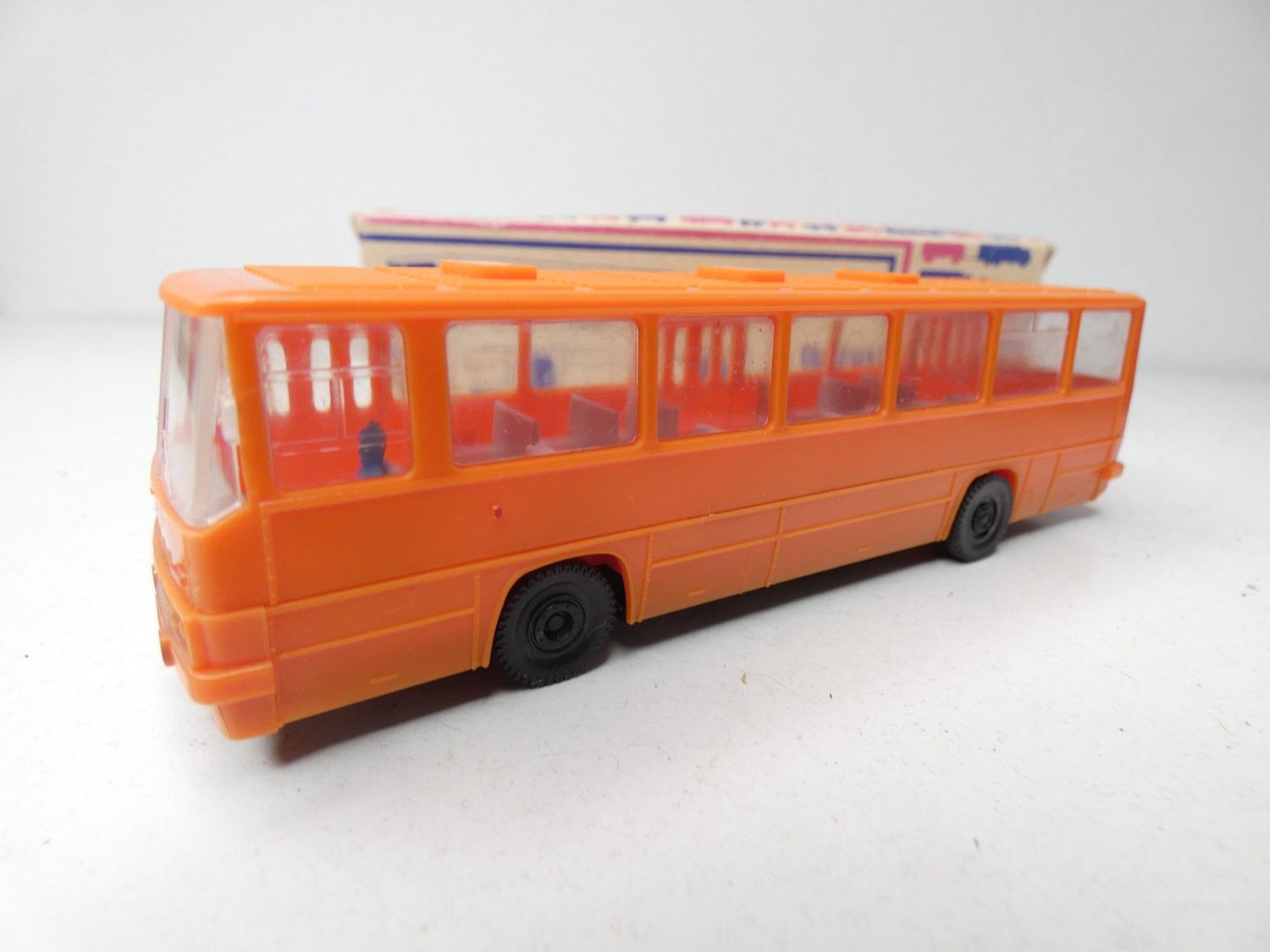 Ikarus 260 von VEB Berlin Plast in OVP