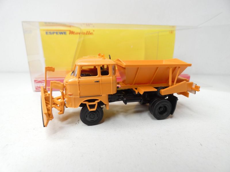 IFA W50 LA D035 Winterdienst in 1:87 H0 von Busch