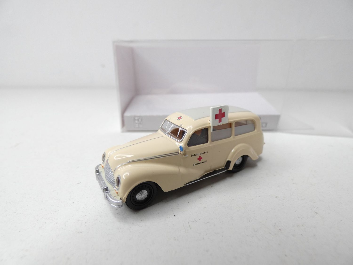 EMW 340 Kombi "DRK" von Brekina H0