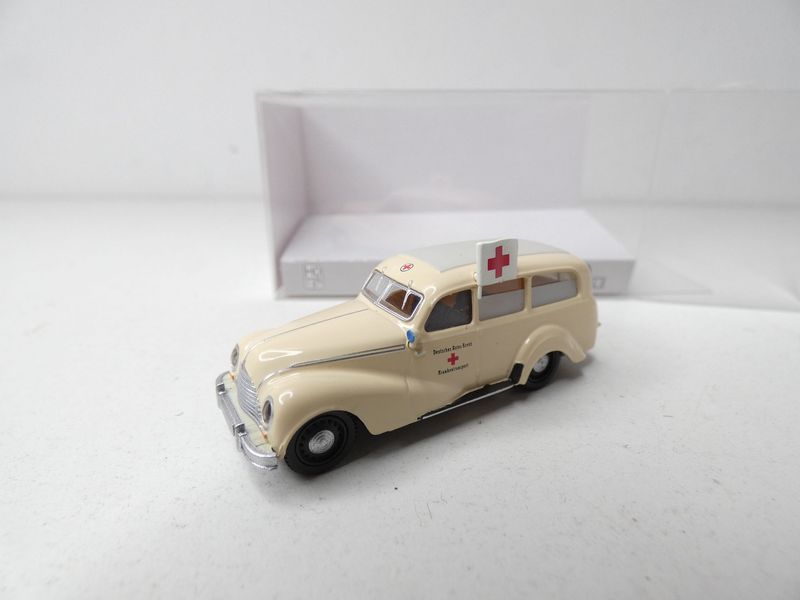 EMW 340 Kombi EMW 340 Kombi "DRK" von Brekina H0