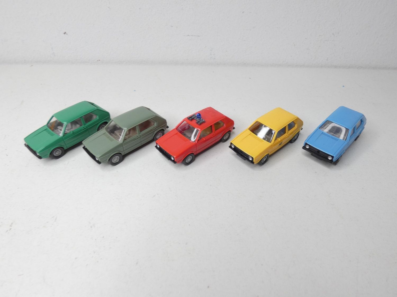 5x VW Golf von Wiking H0 5x VW Golf von Wiking H0