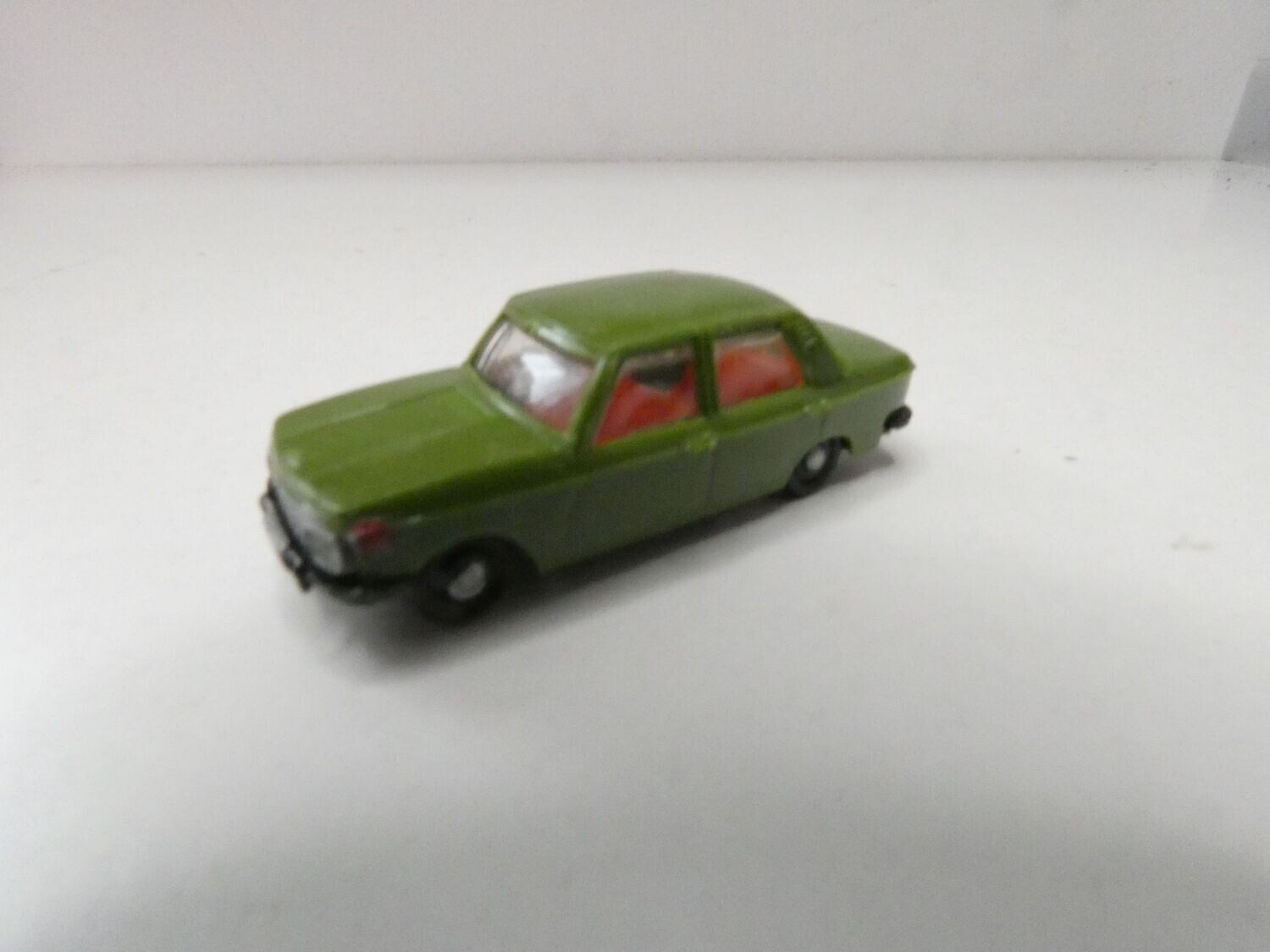 Wartburg 353 grün ESPEWE alt Wartburg 353 grün ESPEWE alt