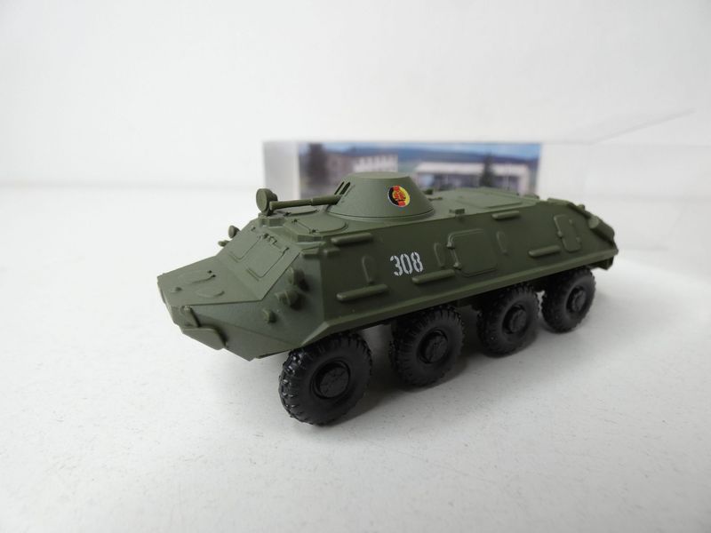 SPW 60  der NVA mit Geschütz von Mehlhose in H0