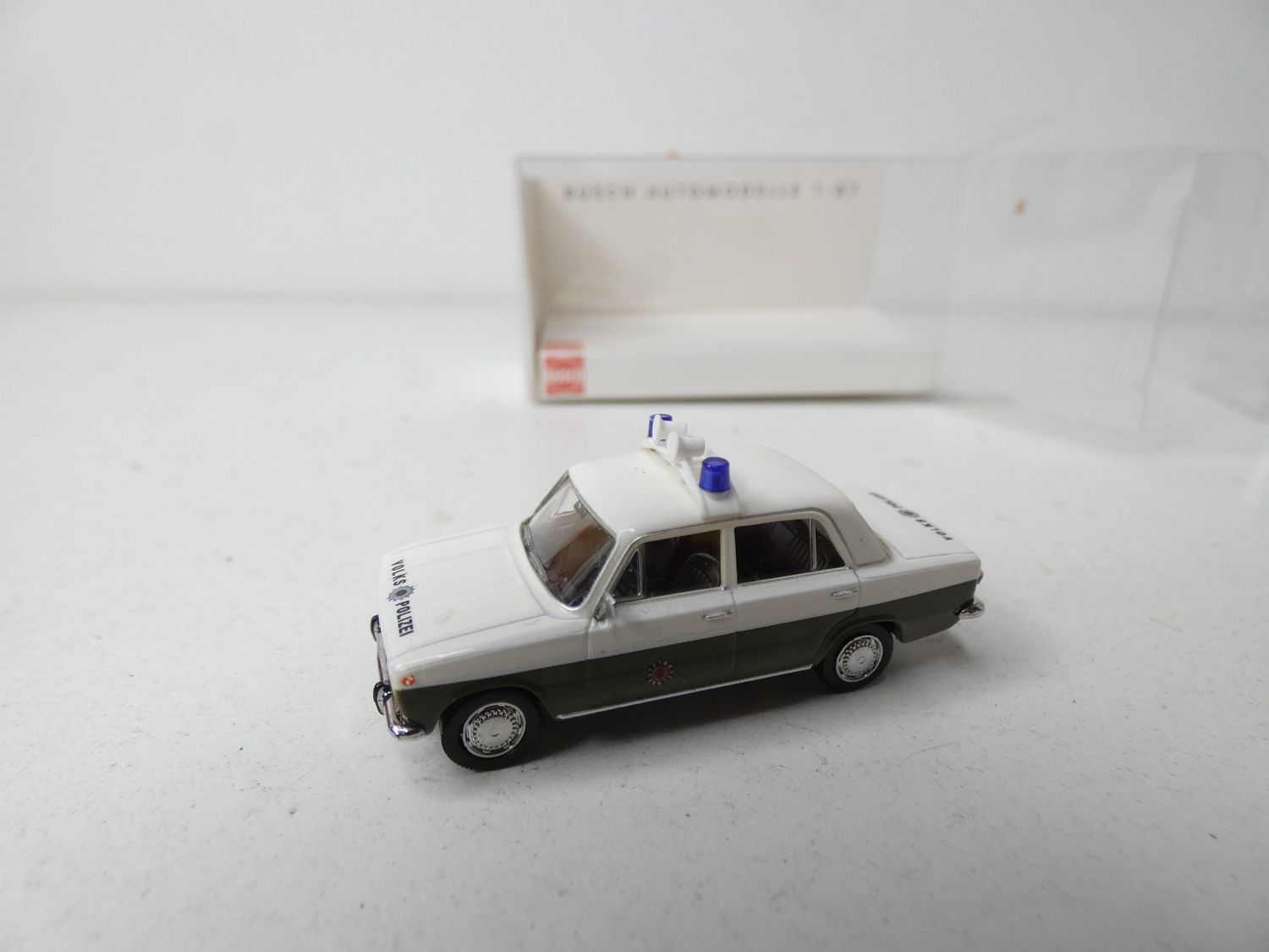 Lada 1200 Schiguli 2101 2Volkspolizei 1:87 H0 von Busch