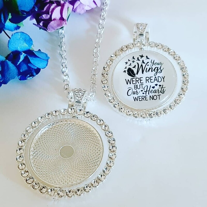 Custom Rotation Pendants
Crystal Surround