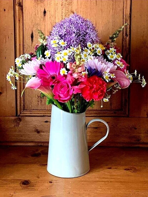 Florist Choice  Mixed Bouquet  Jug Special  : £40.00