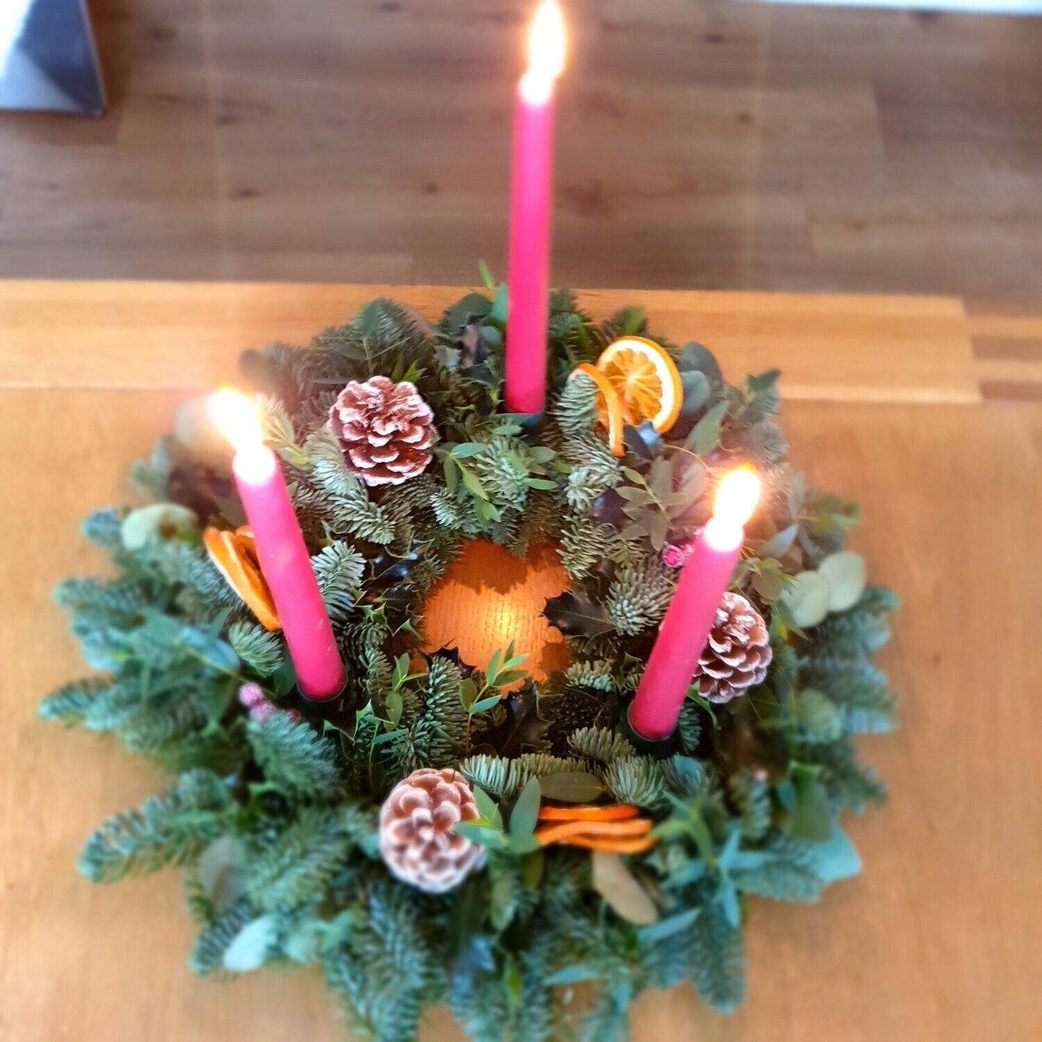 Round Table Display -£35.00
