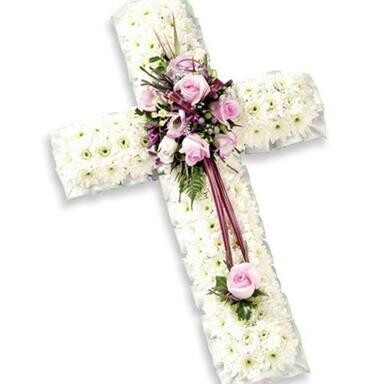 Florist Choice
Cross Tribute 24 inch: From £75.00