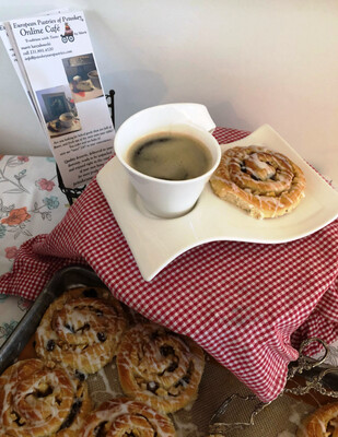 6 x Schnecken, yeast risen breakfast pastry
available in ALMOND 6 x Schnecken, yeast risen breakfast pastry
available in ALMOND