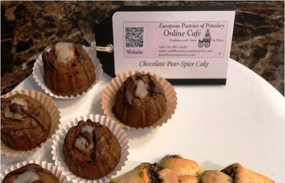 12 x Chocolate Pear-Spice Cake