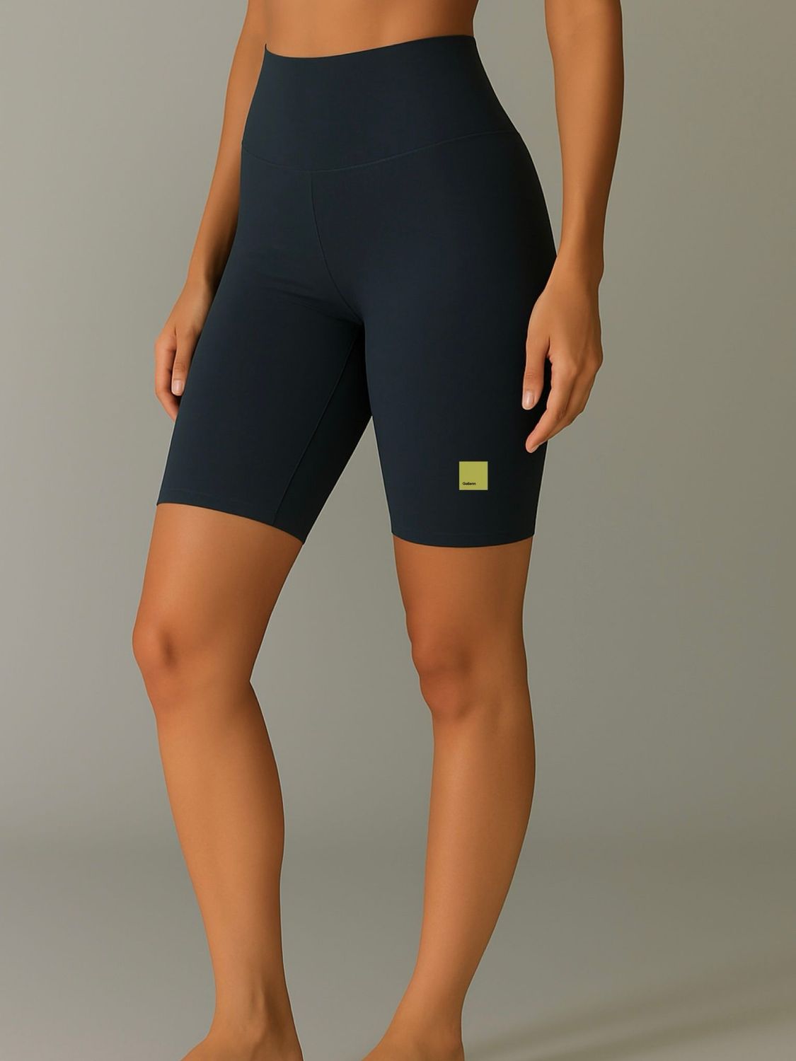 KIVI SOFT HIGH-RISE SHORT ABYSS GREEN KIVI SOFT HIGH-RISE SHORT ABYSS GREEN