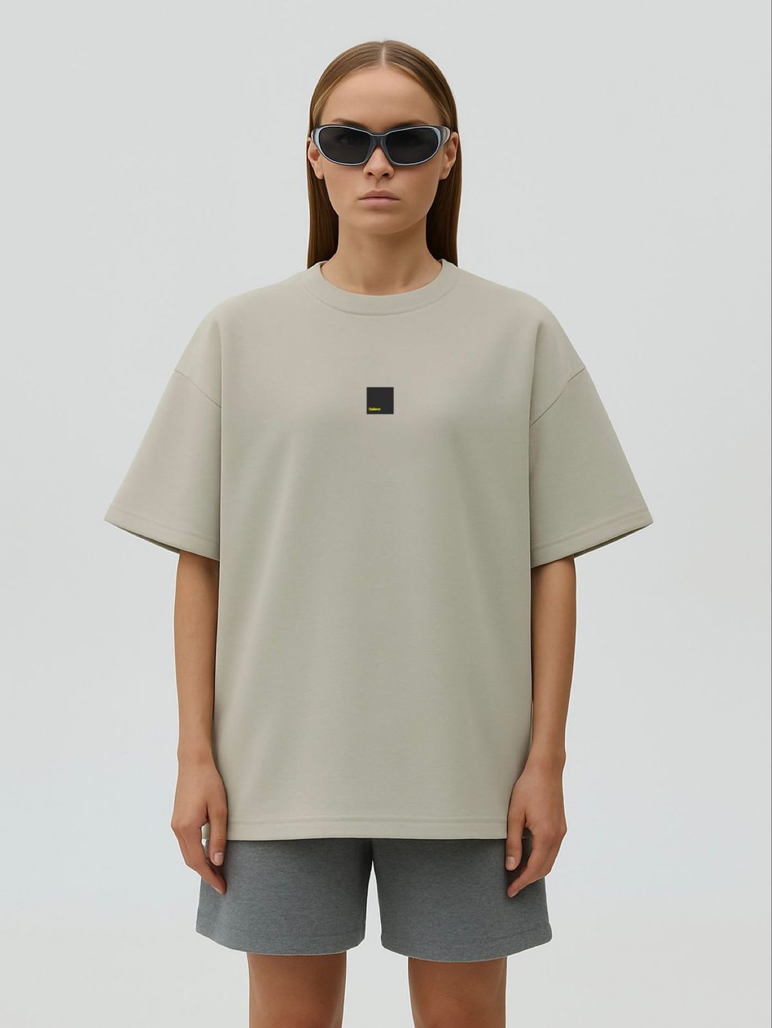 ALYA THE MAIN CHARACTER T-SHIRT LIGHT BEIGE DARK GREY / UNISEX