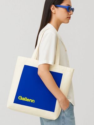 Seven Days A Week Tote Bag Light Beige/Royal Blue Seven Days A Week Tote Bag Light Beige/Royal Blue