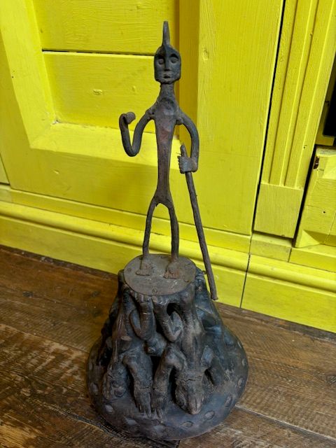 Antique Cameroon iron ritual figure on carved wooden base
