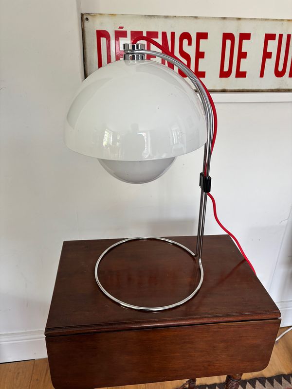 Verner Panton Flowerpot VP4 style table lamp