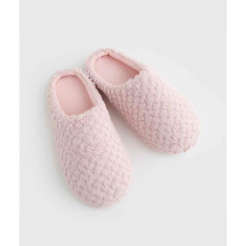 Textured Slipper Mule size 5/6