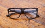 Rectangular Frame with Glasses