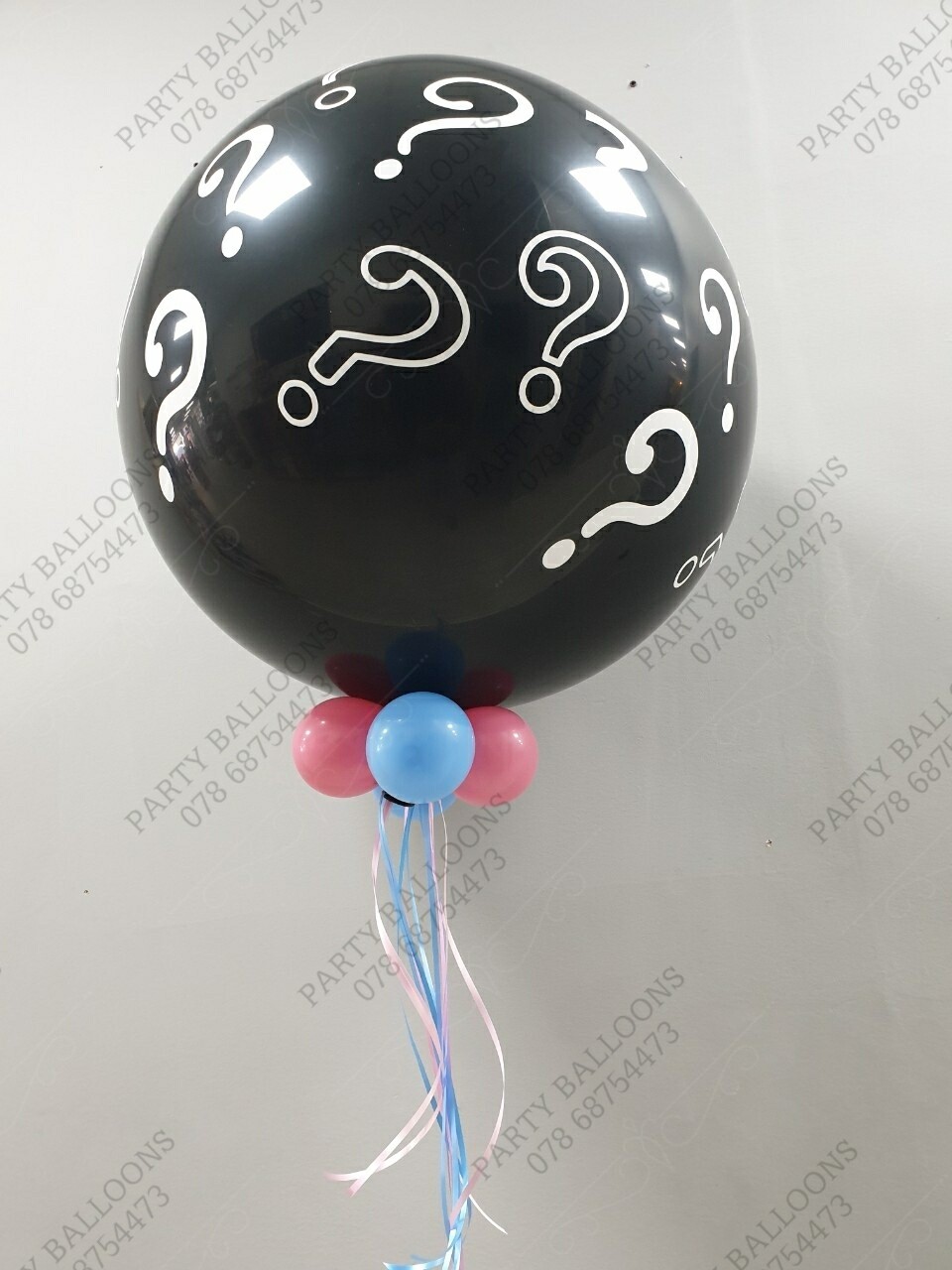 2ft Gender Reveal balloon bouquet 