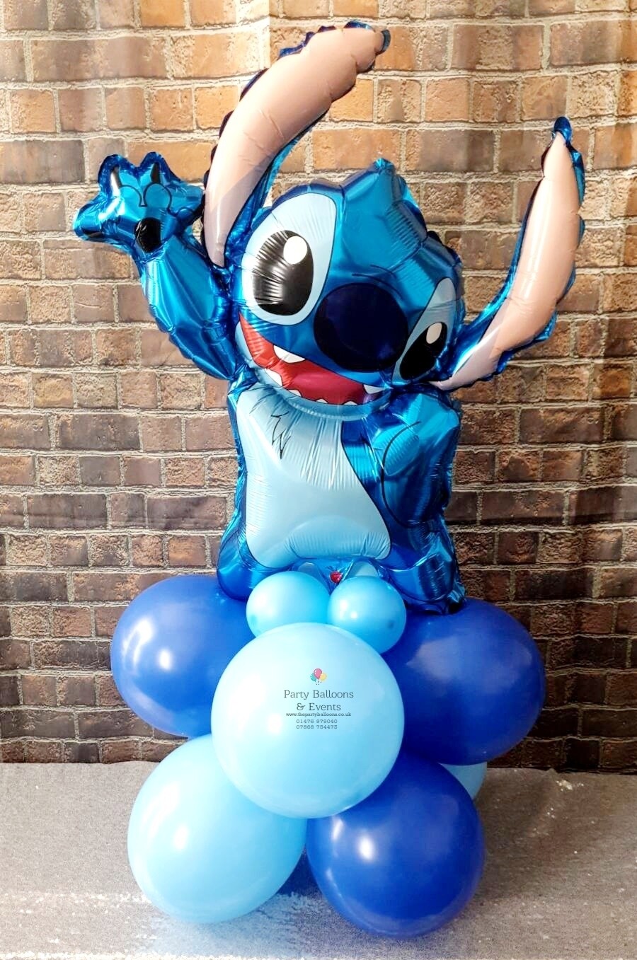 Large Stitch Balloon Display