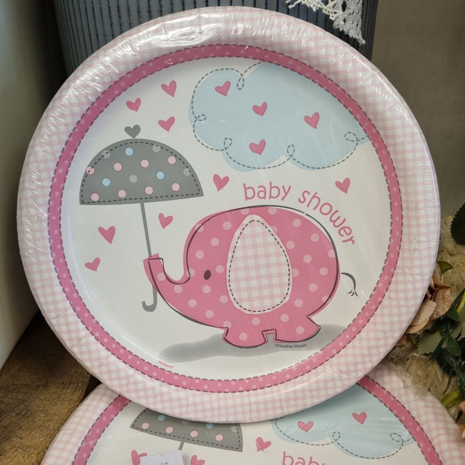 Baby shower paper plates