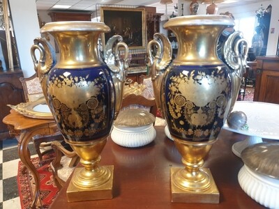 Paire de vases Restauration