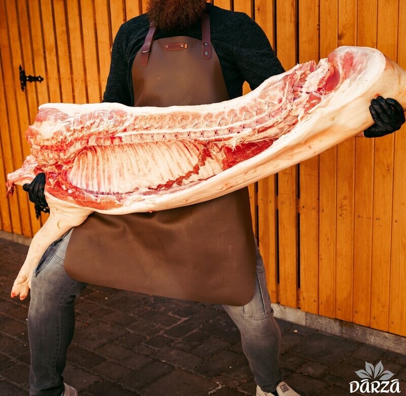 1/2 cūkas kautķermenis ( ~ 40kg)